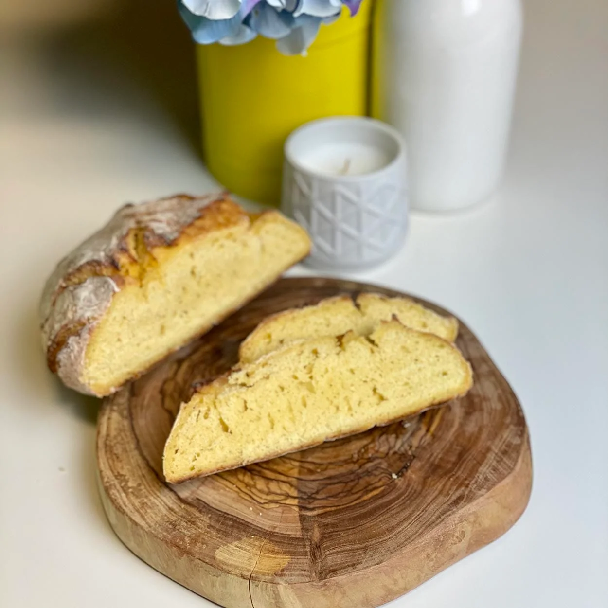 Portuguese Yellow Corn Bread - Broa de Milho Amarelo