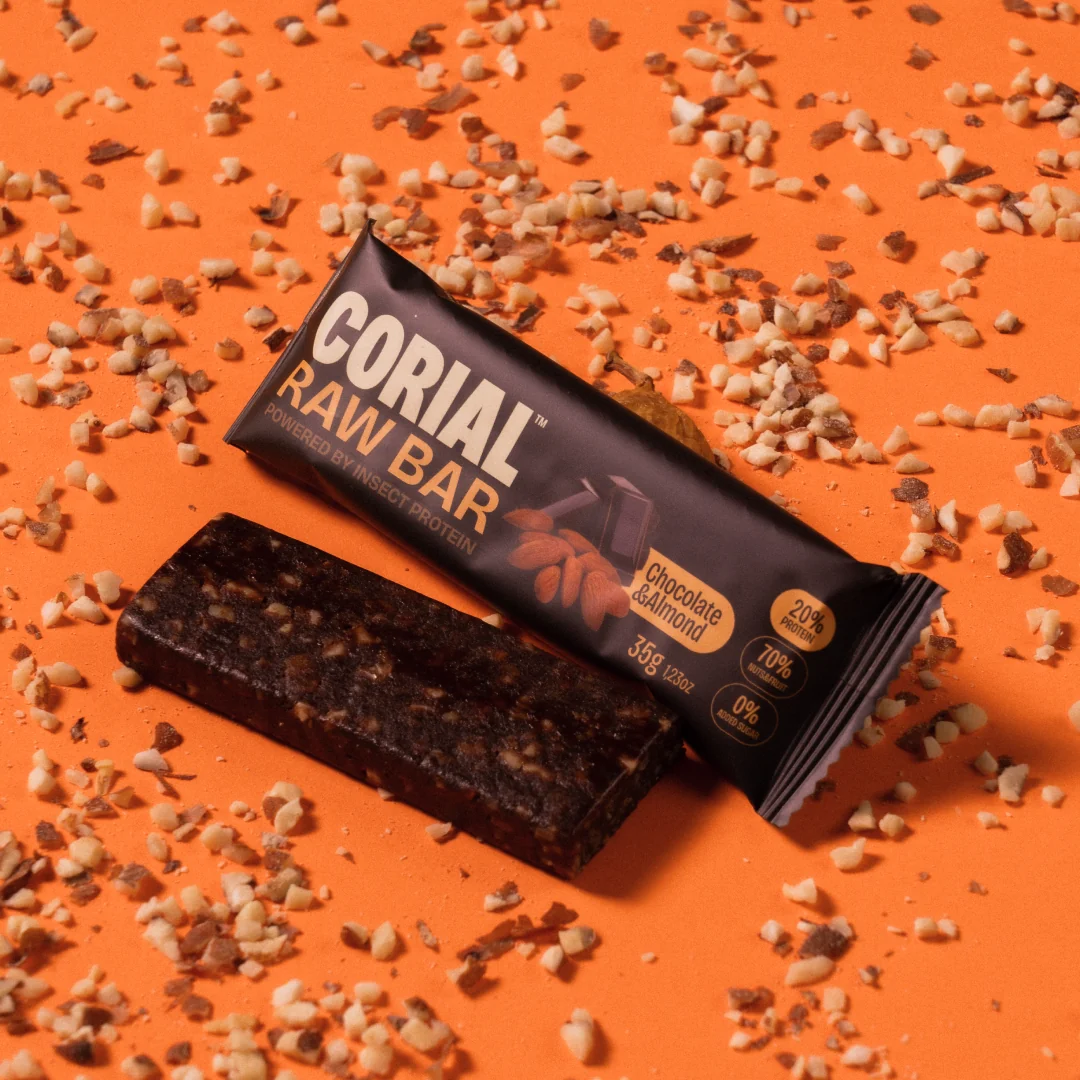 Raw Bar Chocolate & Almond - Image 3